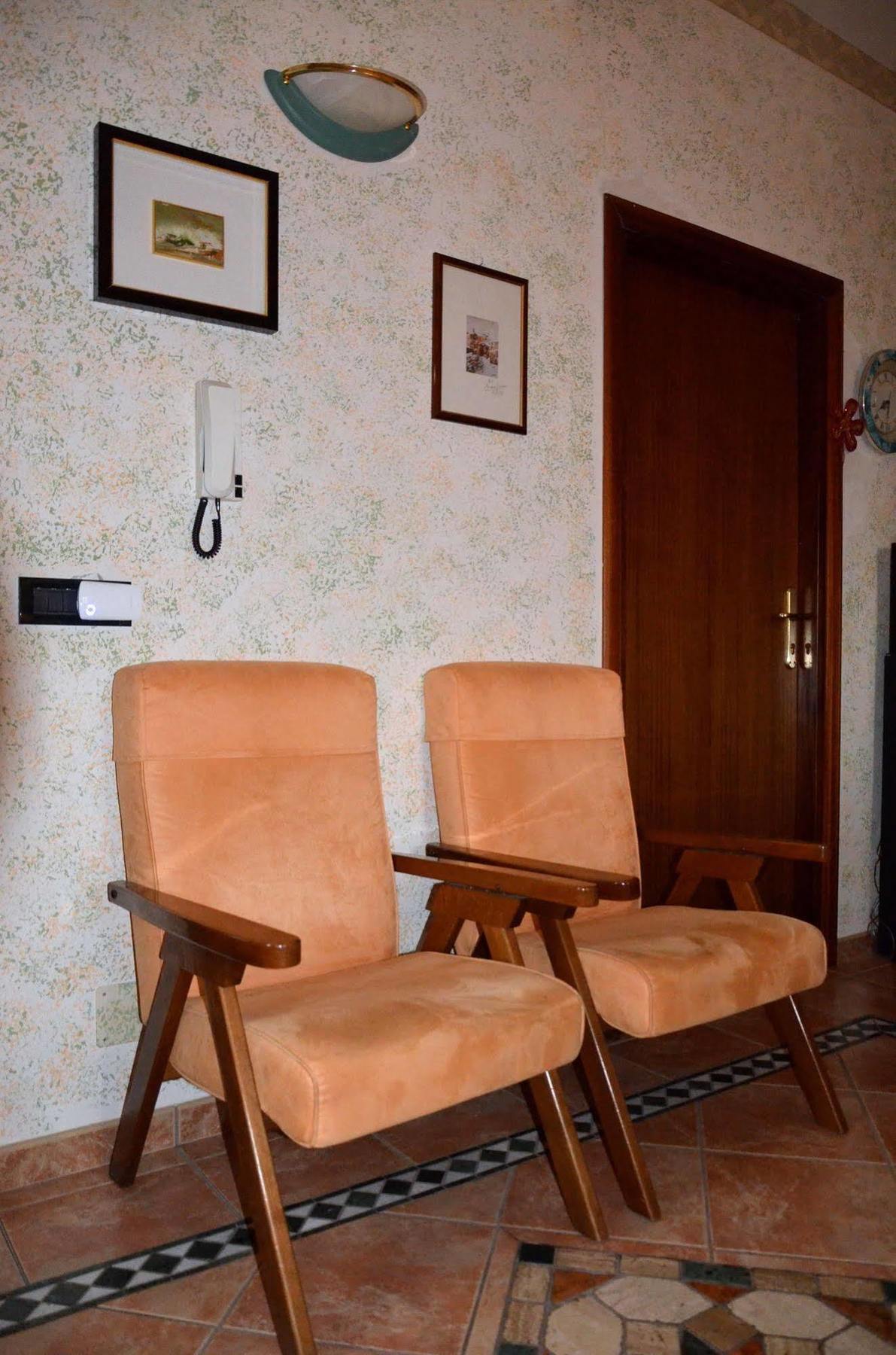 Stroncone Emily Bed & Breakfast エクステリア 写真